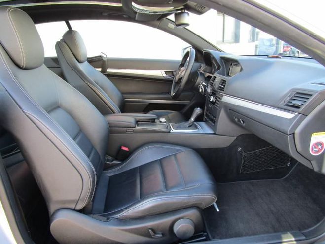 Mercedes Classe E 250 CGI BE BA Gris de 2009