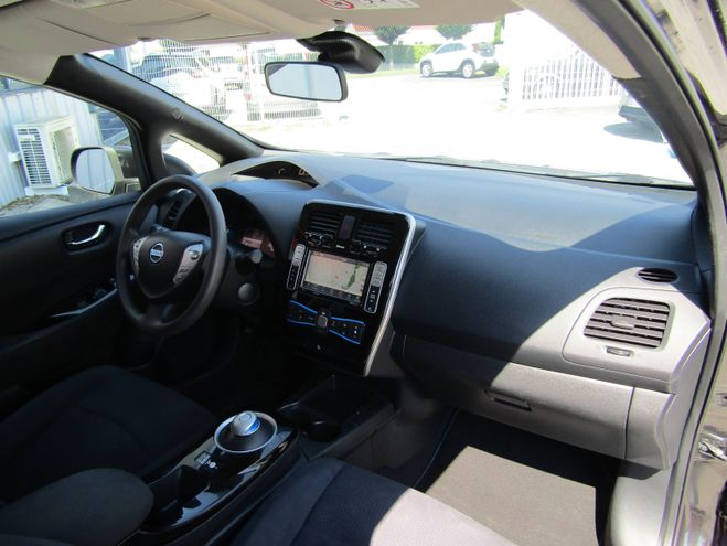 Nissan Leaf 109ch 30kWh Black Edition MY17 Noir M�tallis� de 2017