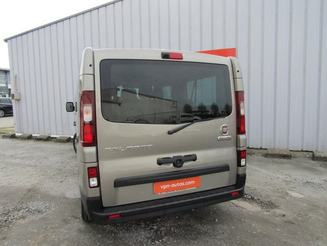 Fiat Talento 1.2 LH1 1.6 Multijet 125ch 9 places Gris de 2018