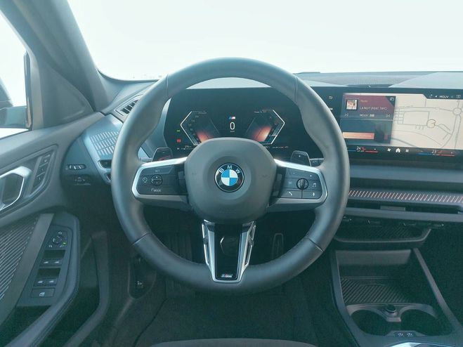 BMW Serie 1 120d 163 ch DKG7 M Sport 5p BLACK SAPPHIRE METALLIC de 2025