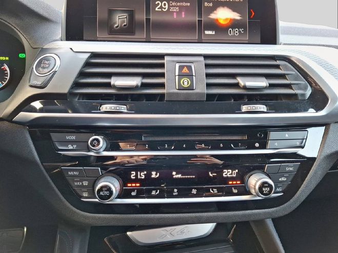 BMW X4 X4 xDrive20d 190 ch BVA8 M Sport 5p BLACK SAPPHIRE METALLIC de 2021