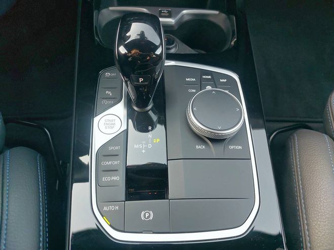 BMW Serie 1 120d xDrive 190 ch BVA8 M Sport 5p ALPINWEISS  III de 2024