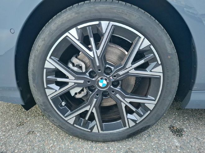 BMW Serie 1 120 170 ch DKG7 M Sport 5p STORM BAY METALLIC de 2025