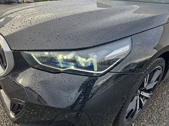 BMW Serie 5 530e PHEV 299 ch BVA8 M Sport 4p BLACK SAPPHIRE METALLIC de 2025