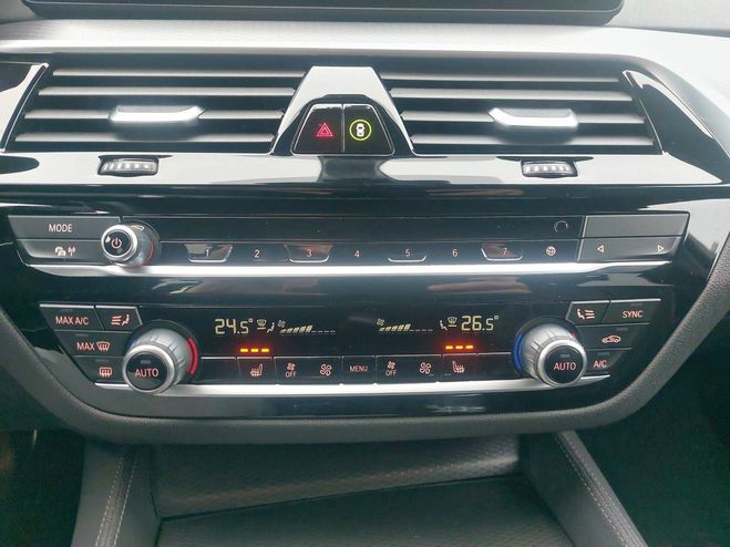 BMW Serie 5 Touring 530d TwinPower Turbo xDrive 286  CARBONSCHWARZ METALLIC de 2023