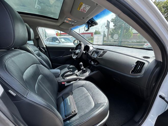 Kia Sportage III 1.6 GDI 2WD DESIGN EDITION FULL CUIR Blanc de 2014