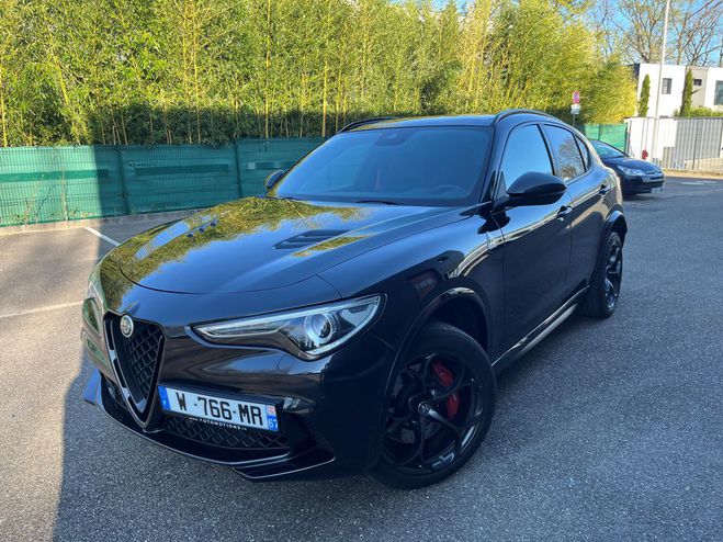 Alfa romeo Stelvio Quadrifoglio � Sparco carbon � Akrapovic  de 2021