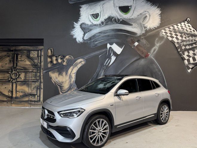 Mercedes Classe GLA 250 E AMG LINE DCT Toit Ouvrant FULL OPT Gris Clair de 2021