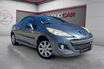  Voir d&eacute;tails -Peugeot 207 CC 1.6 16V 120 FELINE &agrave; Genay (69)