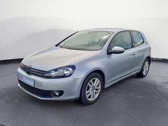  Voir d&eacute;tails -Volkswagen Golf vi 1.6 tdi 105ch dsg7 gps bluetooth rada &agrave; Villers-Saint-Paul (60)