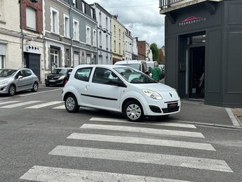  Voir d&eacute;tails -Renault Twingo II 1.2 60CH DISTRIBUTION FAITE / 2�ME MA &agrave; Cambrai (59)