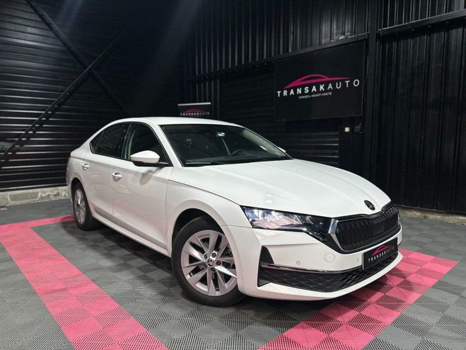 Skoda Octavia 1.5 TSI mHEV e-TEC 150 ch ACT DSG7 Style Blanc de 2024