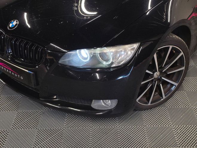 BMW Serie 3 CAB E93 320d Luxe - Entretien suivi - Si Noir de 2009