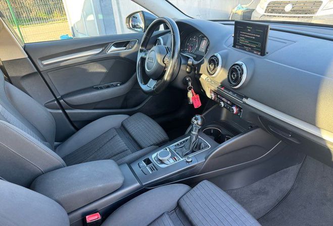 Audi A3 2,0 TDI 150 chevaux, ambiance luxe s tro  de 2015