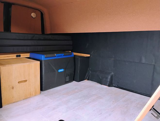 Volkswagen Transporter T5 L2 2.0 TDI 140cv DSG7 Gris de 2012