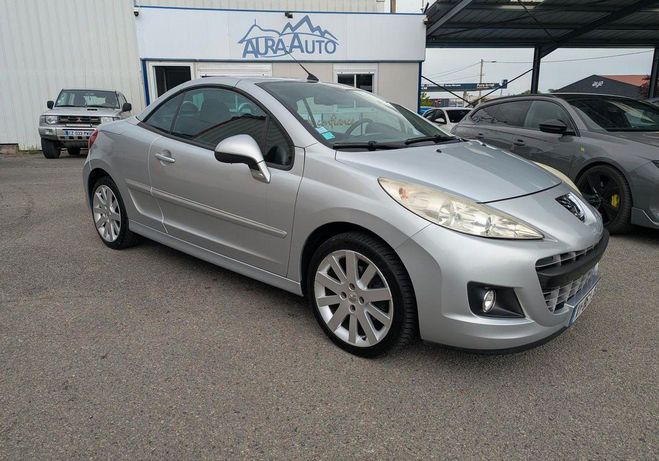 Peugeot 207 CC 1.6 hdi 110 sport, 110000 km Gris de 2010