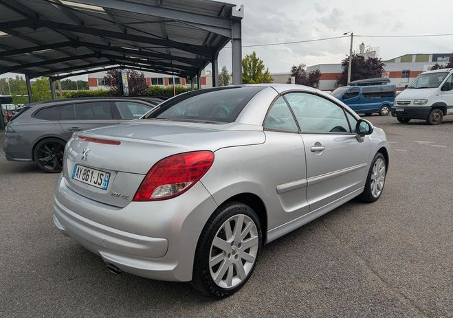 Peugeot 207 CC 1.6 hdi 110 sport, 110000 km Gris de 2010