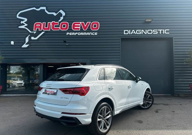 Audi Q3 45 TFSIe 245 ch S tronic 6 line Blanc de 2022