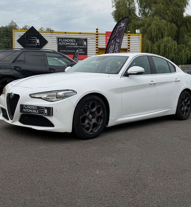 Alfa romeo Giulia 2.2 JTD 150ch Super AT8 Blanc de 2016