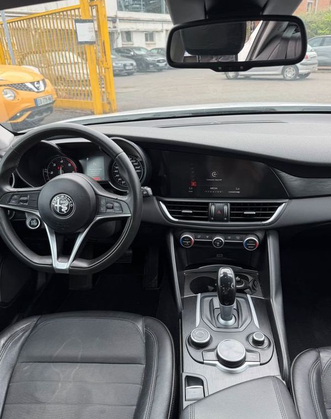 Alfa romeo Giulia 2.2 JTD 150ch Super AT8 Blanc de 2016