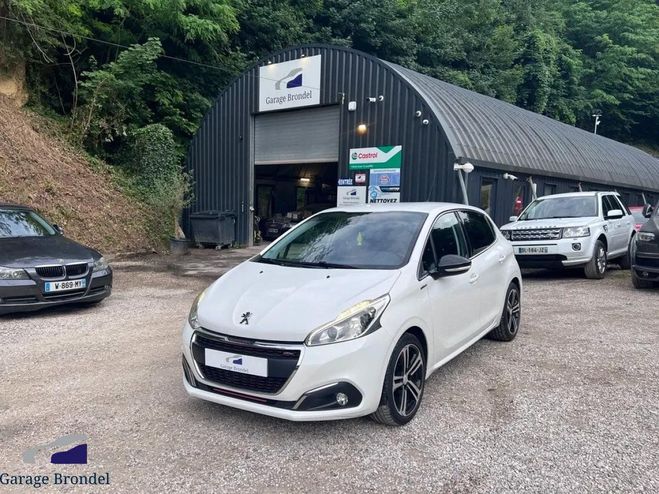 Peugeot 208 1.2i 110cv GT Line 1�re Main Blanc de 2015