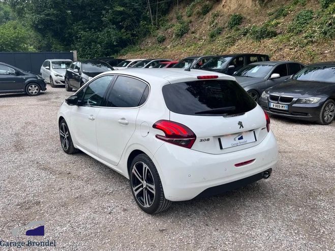 Peugeot 208 1.2i 110cv GT Line 1�re Main Blanc de 2015