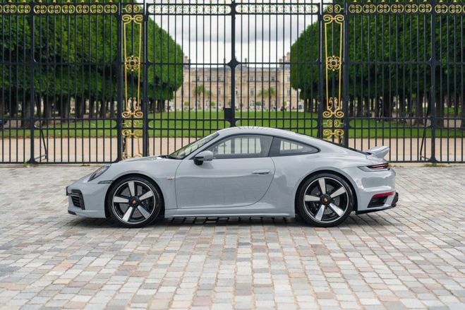 Porsche 911 992 Sport Classic *Heritage Design Packa Gris Sport M�tallis� de 2022