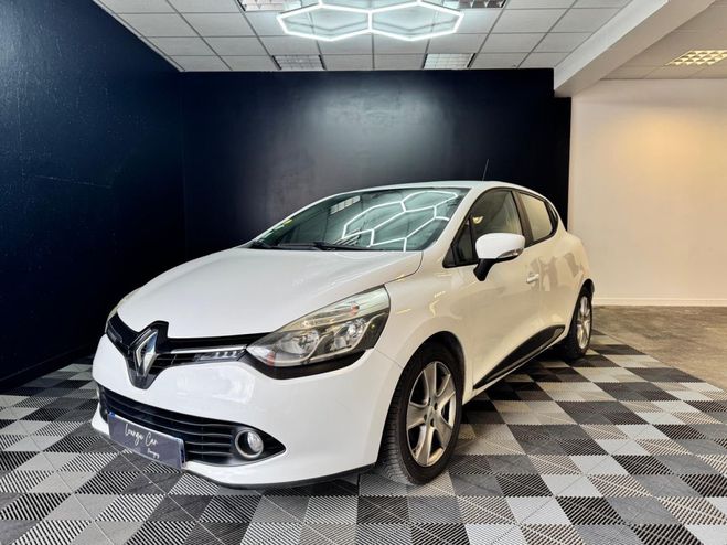 Renault Clio IV BUSINESS dCi 90 eco2 EDC / Garantie 6 Blanc de 2015