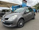 Renault Clio 3 5 portes 1.5l DCI à Montfermeil (93) Renault Clio 3 5 portes 1.5l DCI à Montfermeil (93)