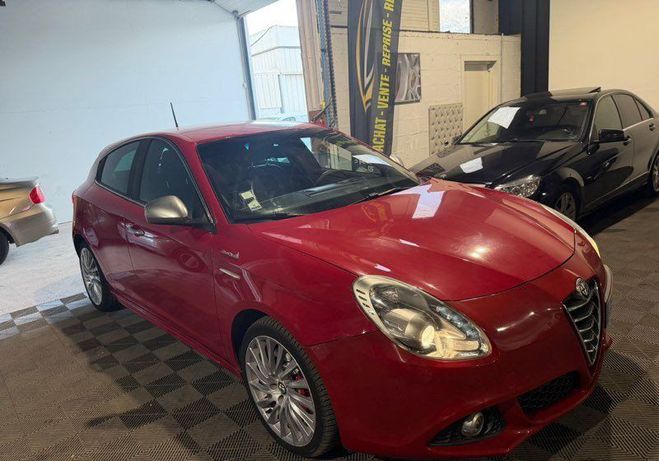 Alfa romeo Giulietta III 1.6 jtdm 105 cv Rouge de 2014