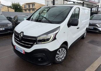  Voir d&eacute;tails -Renault Trafic (2) 1.6 dci Grand Confort &agrave; Gagny (93)