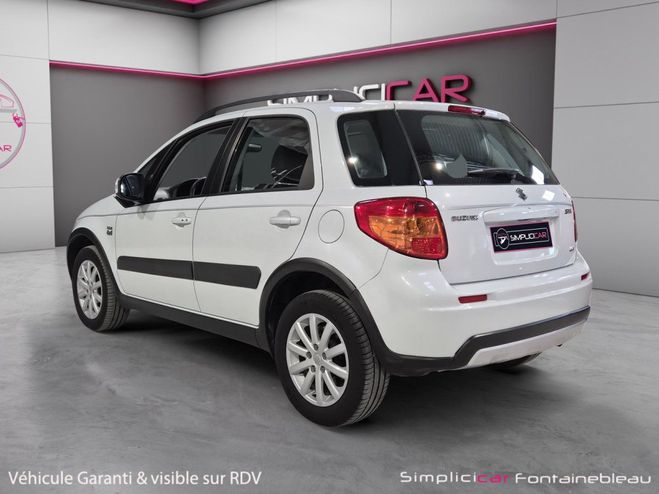 Suzuki SX4 S-Cross 2.0 DDIS XPLORE 4X4 Blanc de 2012