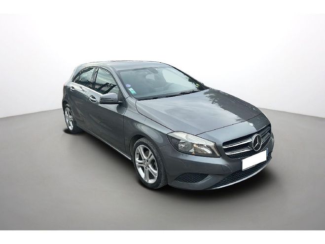 Mercedes Classe A 200 BlueEFFICIENCY Inspirat BVA Grise de 2013