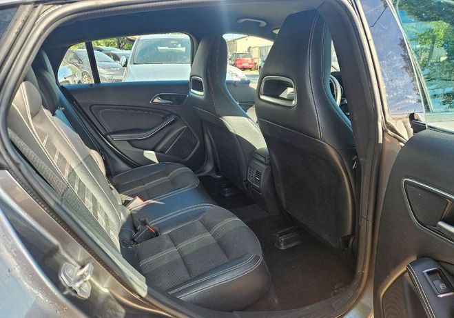 Mercedes Classe CLA Classe 200 cdi 7g dct 136 cv sensation Autre de 2017