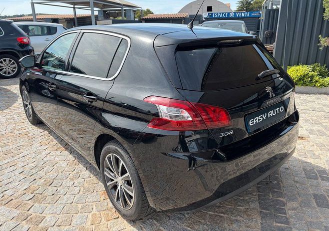 Peugeot 308 1.2 Puretech 110ch Sensation S&S 5p Noir de 2014