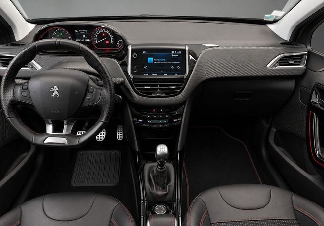 Peugeot 2008 generation-i 1.2 puretech 130 gt line st Gris de 2018