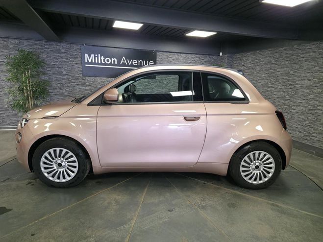 Fiat 500 Cabriolet Electrique 42 kWh Rose de 2023