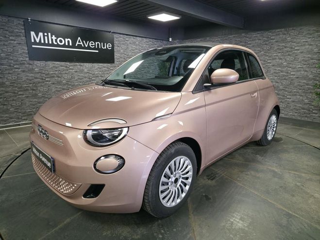 Fiat 500 Cabriolet Electrique 42 kWh Rose de 2023