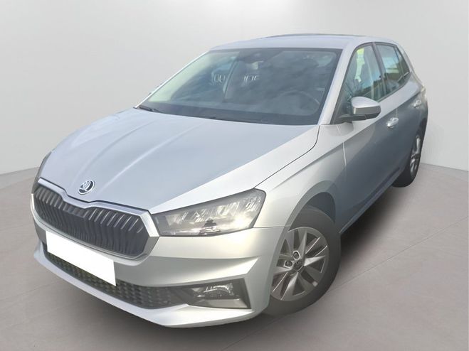 Skoda Fabia 1.0 TSI 95 Ambition Gris Clair de 2022