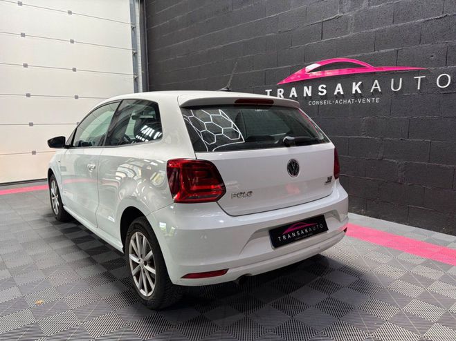 Volkswagen Polo 1.2 TSI 90 BMT Confortline / DISTRIB REV Blanc de 2015