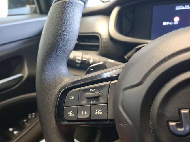 Jeep Avenger 1.2 Turbo T3 100 ch e-Hybrid BVR6 Longit gris de 2024