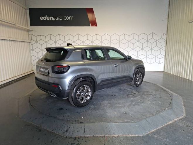 Jeep Avenger 1.2 Turbo T3 100 ch e-Hybrid BVR6 Longit gris de 2024