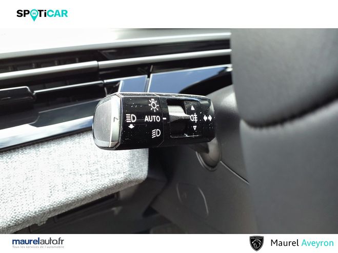 Peugeot 3008 3008 Hybrid 136 e-DCS6 Allure 5p Grey de 2025