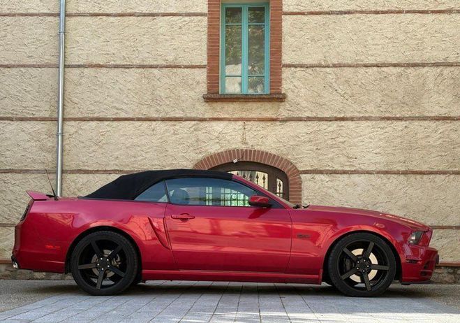 Ford Mustang GT-CS California Special 5.0 V8 Cabriole Rouge de 2013