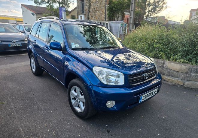 Toyota RAV 4 2.l vvti 150ch Boite Auto 69 000km GARAN Bleu de 2003
