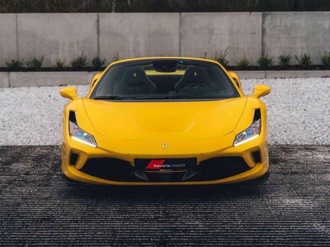 Ferrari F8 Tributo Spider Giallo Modena Carbon Racing Seats Jaune de 