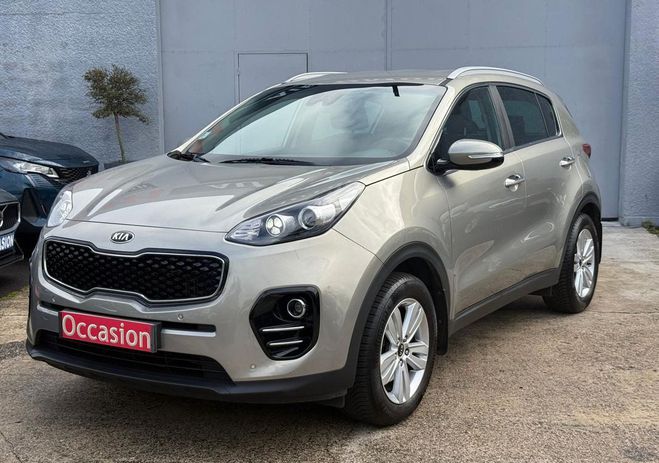 Kia Sportage Superbe   option tres bon etat Beige de 2018