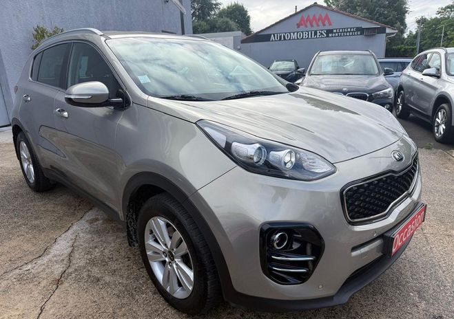 Kia Sportage Superbe   option tres bon etat Beige de 2018
