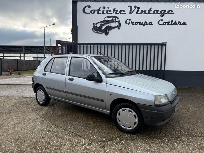 Renault Clio 1.2 rt 2eme main direction assist�e  de 1991