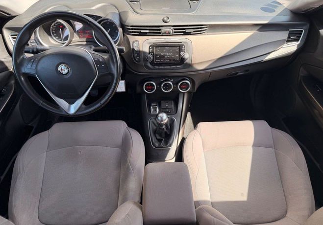 Alfa romeo Giulietta 1.6 105CH DISTINCTIVE START-STOP DISTRIB Gris de 2015
